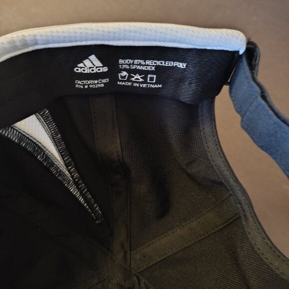 Boston Marathon Adidas Hat Cap Strap Back Black AeroReady Running Jogging - Picture 9 of 11